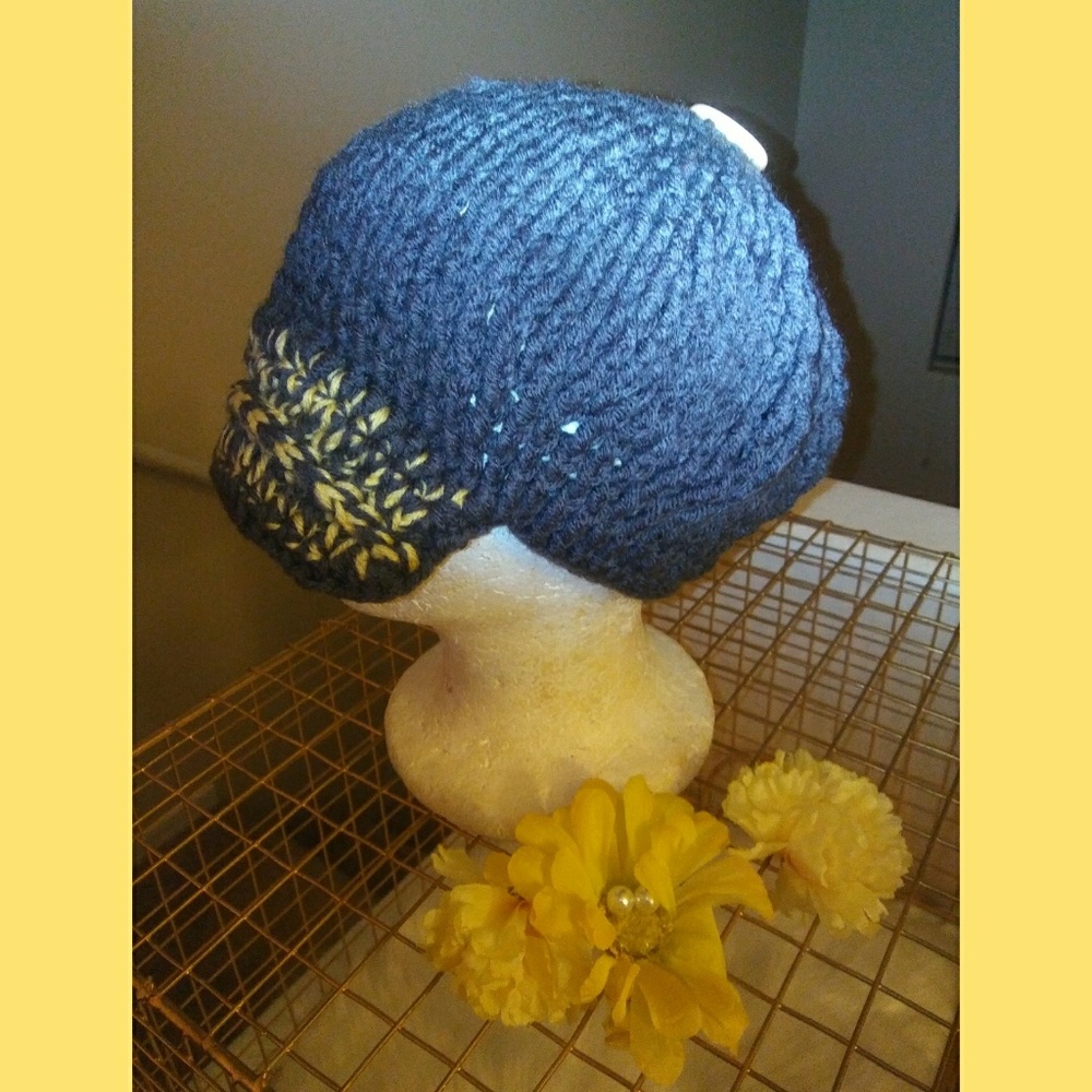 Hat - Picture 4 of 5
